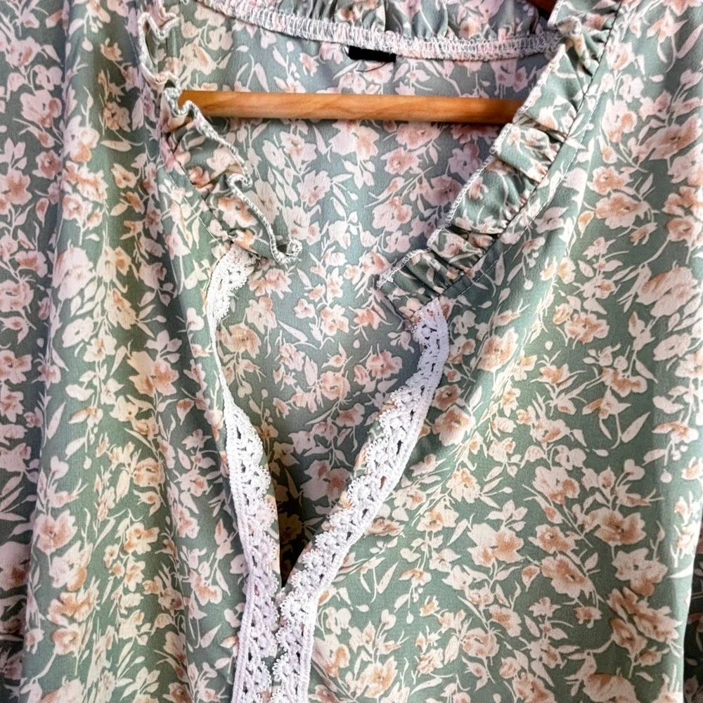 Cottagecore Floral Peplum Top Shein 2XL Sage Green Flutter Sleeve Coquette